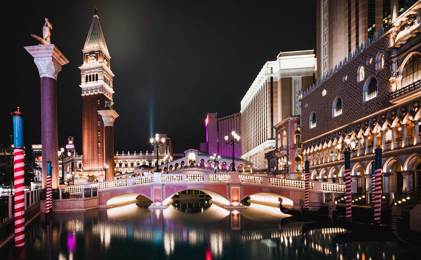 Luxury Vegas